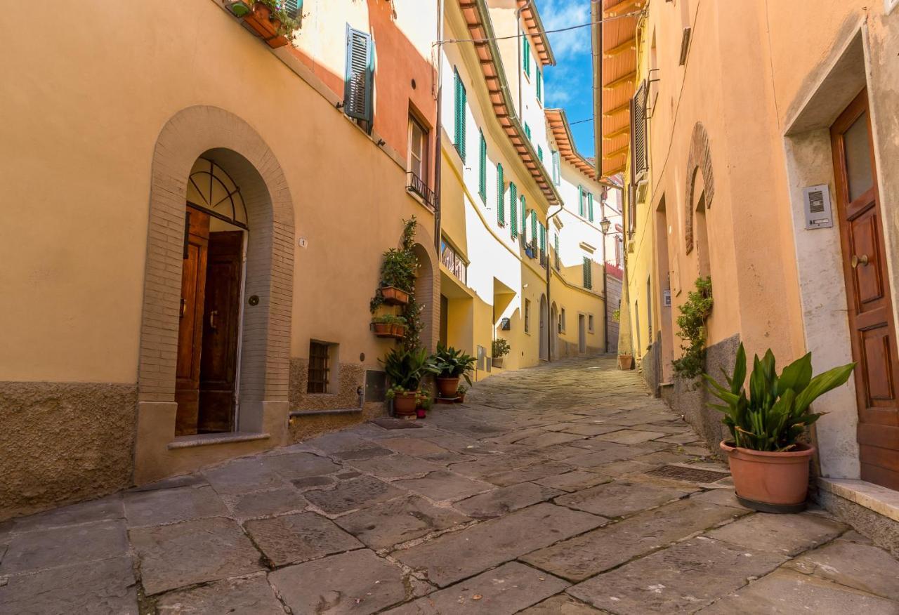 Il Cuore di Chiusi - Abitazione nel centro storico Esterno foto